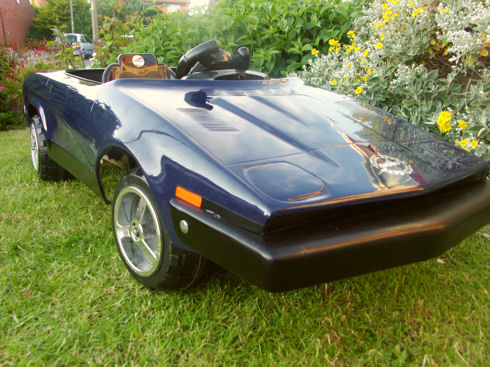 TR7 029